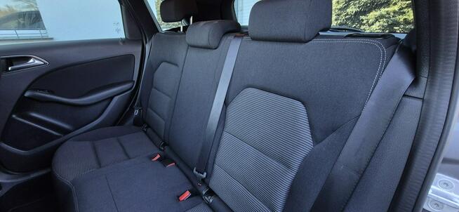 Mercedes B 180 LED-KPL. kół