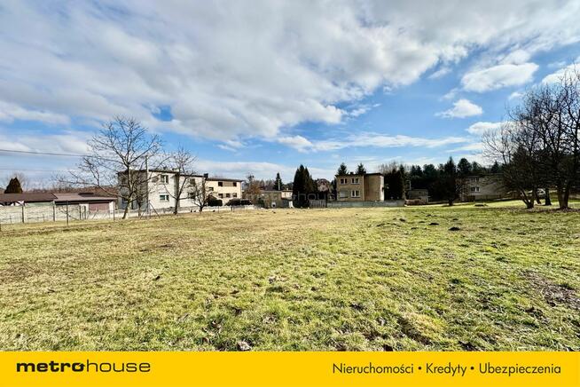 Miasto pod ręką, cisza za płotem 800 m2!