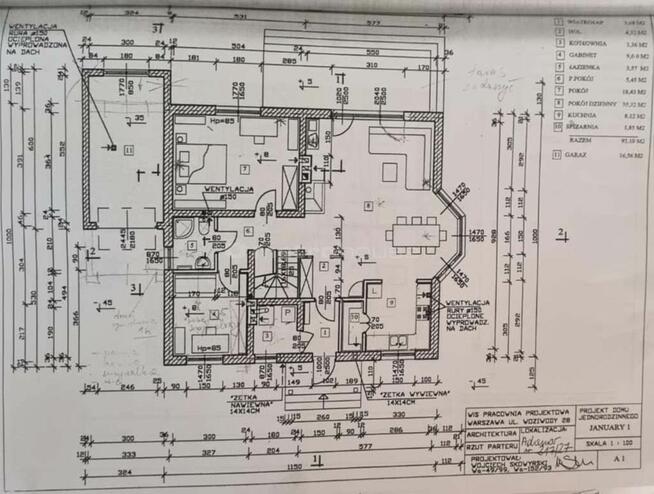 DOM W STARODRZEWIE ADAMÓW WIEŚ