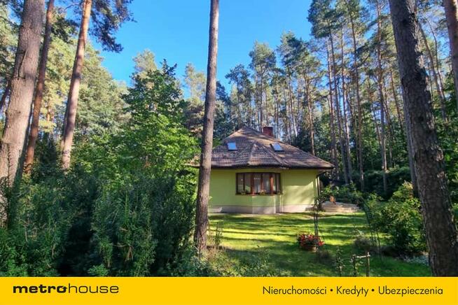 DOM W STARODRZEWIE ADAMÓW WIEŚ