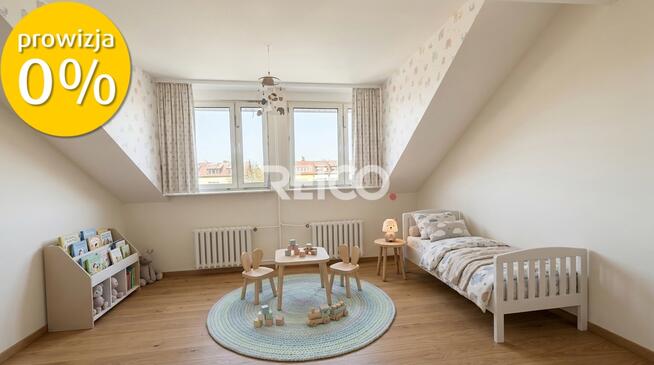 Budynek mieszkalny z częścią usługową, PV