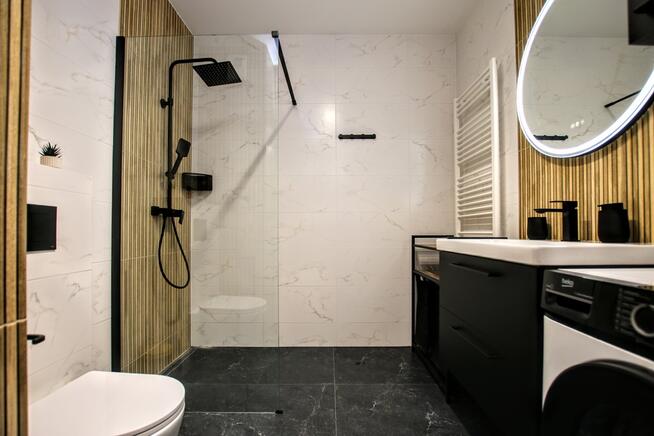 nowe z dużym tarasem, klimatyzacja, garderoba