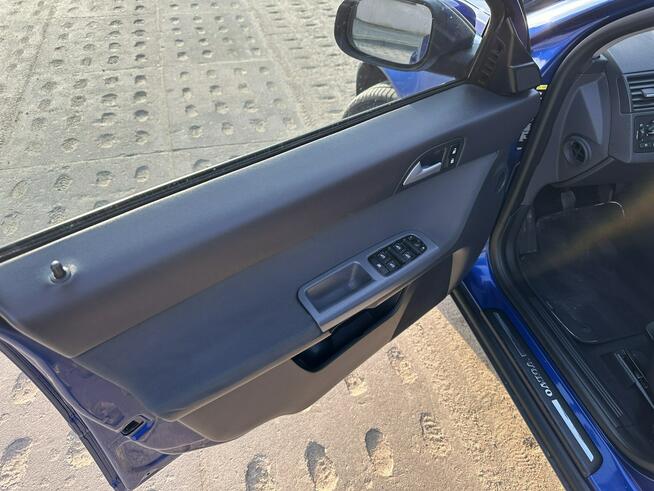 Volvo V50 Po liftingu, klimatronik, tempomat, alufelgi, przyciemn szyby, isofix
