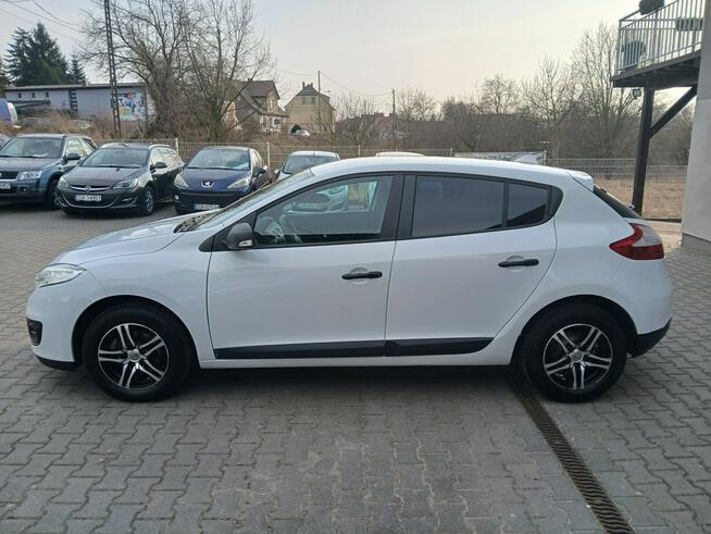 Renault Megane 1.6i alufelgi klimatyzacja startstop stan BDB 5 drzwi