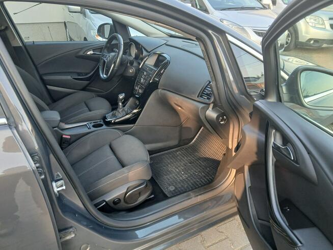 Opel Astra 1.6 CTDI alufelgi klimatronik navi czujniki xenon tempomat stan BDB