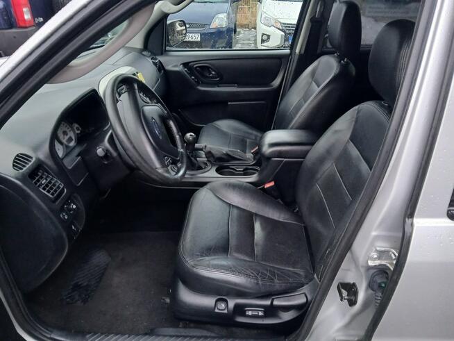 Ford Maverick 2,3i 4X4 SPECJAL alufelgi klima skóry szyberdach relingi stanBDB