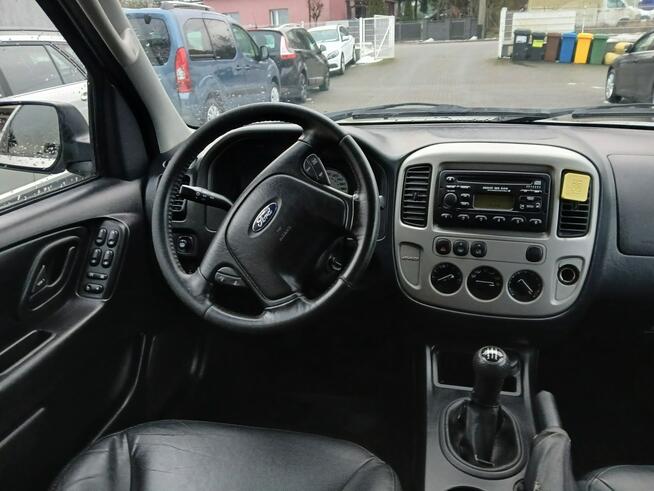 Ford Maverick 2,3i 4X4 SPECJAL alufelgi klima skóry szyberdach relingi stanBDB