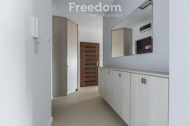 M3 na Tarchominie blisko tramwaju