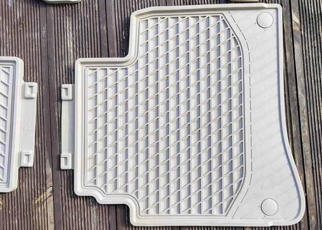 Dywaniki gumowe Mercedes S klasa Long W222-Oryginał-Używane