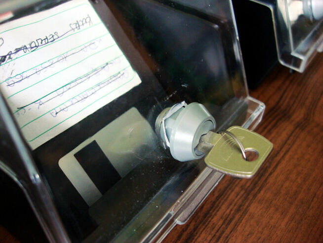 Pudełko na dyskietki 3,5” - 4 sztuki. 180 dyskietek 3.5” i 3