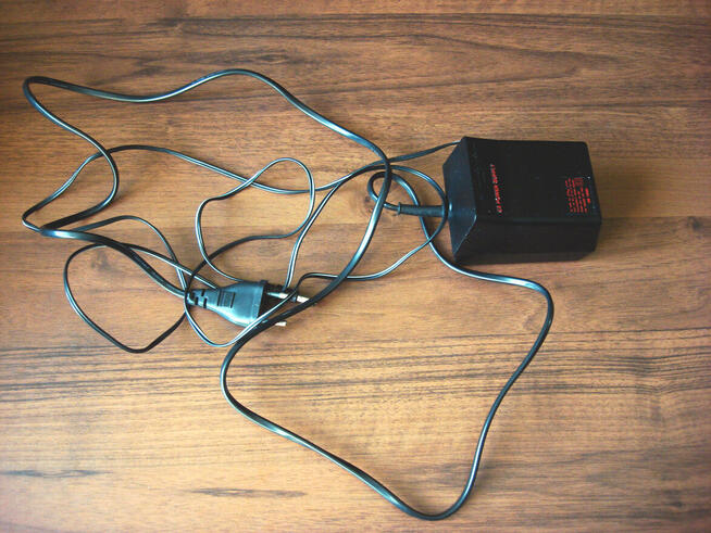 Zasilacz ZX Spectrum. UK1400. Oryginalny, fabryczny