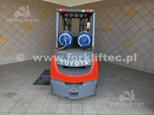 Wózek Widłowy TOYOTA 8FGJF30 Kabina TOYOTA 8FG35 Linde