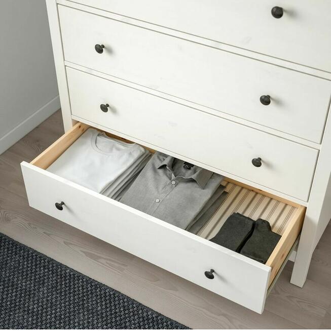 Komoda Hemnes IKEA