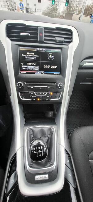 Ford Mondeo Mk5 (2016) w wersji Titanium z silnikiem 1.5 Eco