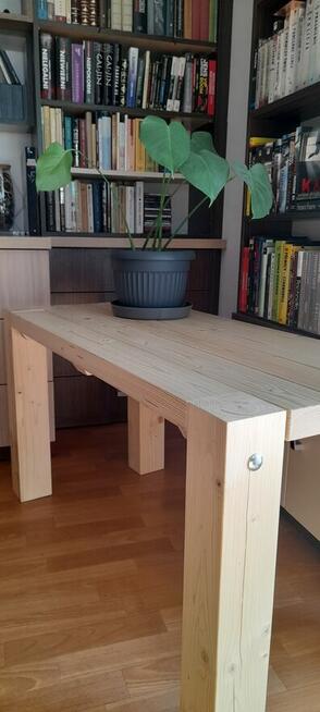 Sprzedam stół drewniany