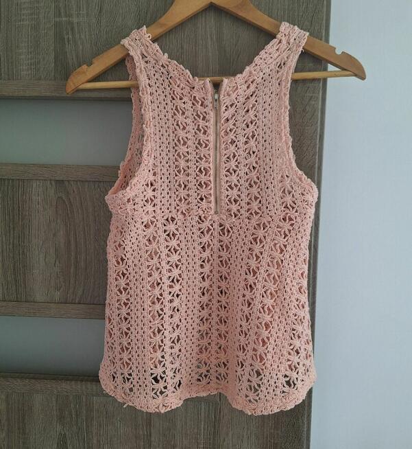 Ażurowa pleciona łososiowa letnia bluzka na ramiączkach 34