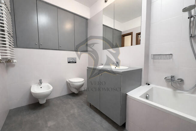 Dom w mieście 110 M², WŁASNY GARAŻ I TARS 280m²