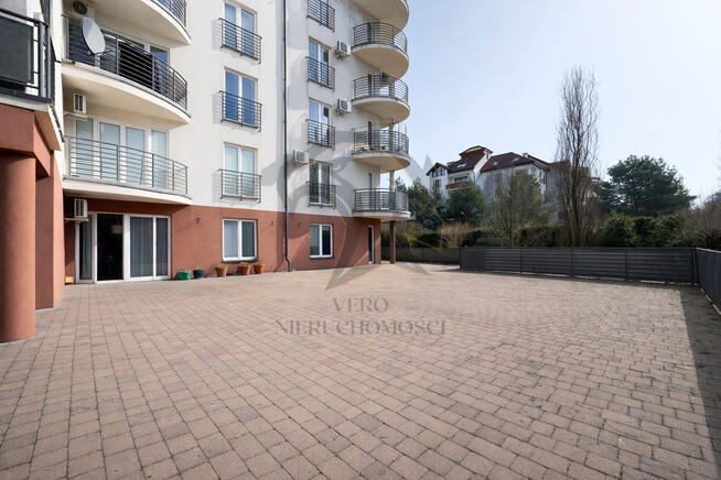 Dom w mieście 110 M², WŁASNY GARAŻ I TARS 280m²