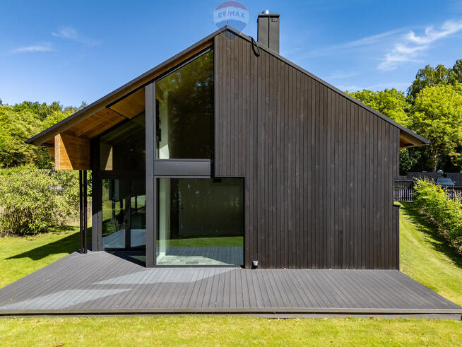 Wyjątkowy dom przy samym jeziorze