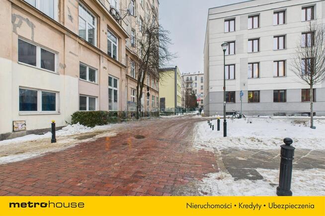 Dwupoziomowe mieszkanie w ścisłym centrum Warszawy