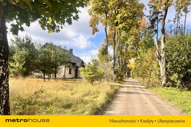 POWAŁKI działka budowlana na skraju lasu.