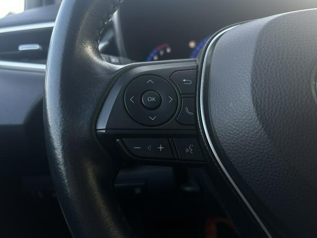 Toyota Corolla Salon Polska Poleasingowy I właściciel Serwis ASO VAT 23% Bezwypadkowy