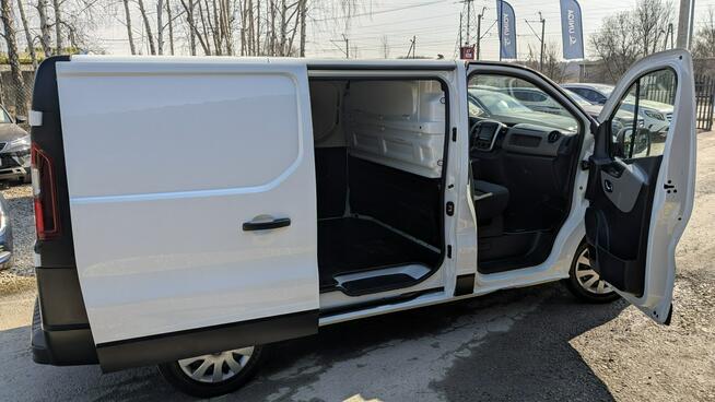 Renault Trafic 1.6D*121PS*OPŁACONY*Bezwypadkowy*BUS 3-Osoby*Serwis*GWARANCJA24
