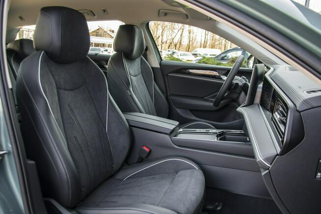 Volkswagen Passat Elegance 1.5 TSI 150 KM DSG, DEMO