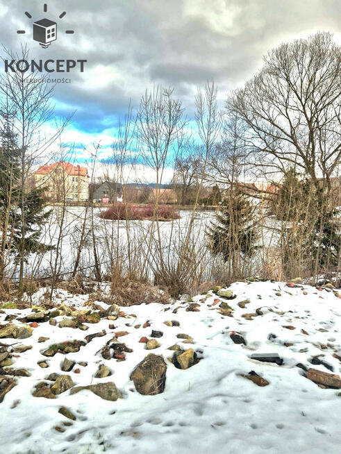 Lubomierz, działka na sprzedaż z widokiem na staw.