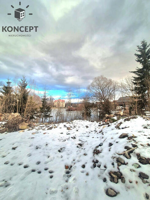 Lubomierz, działka na sprzedaż z widokiem na staw.