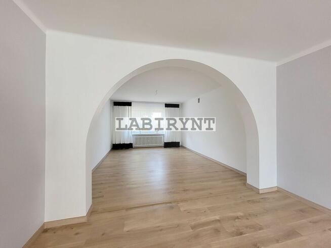 Dom Mirów, doskonała lokalizacja, wszystkie media