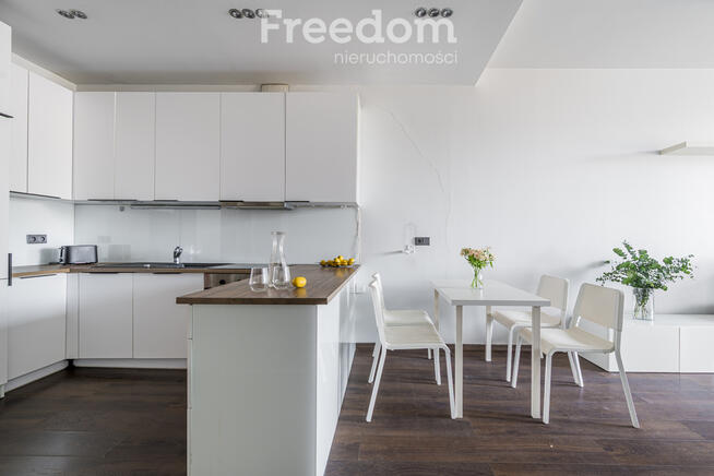 Dwa pokoje w świetnej lokalizacji na Ochocie