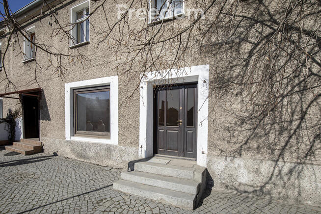 Duży dom z potencjałem usługowym- Domaniów