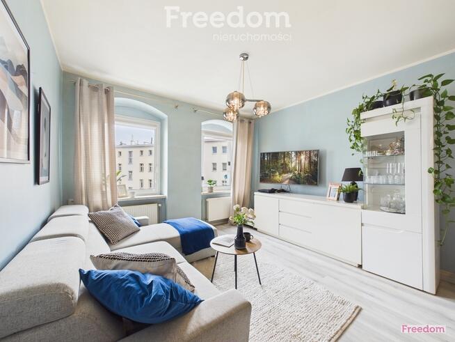 Klimatyczne 2 pokoje w kamienicy