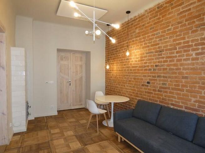 3 pokoje w pobliżu Starego Miasta, Okopowa 16