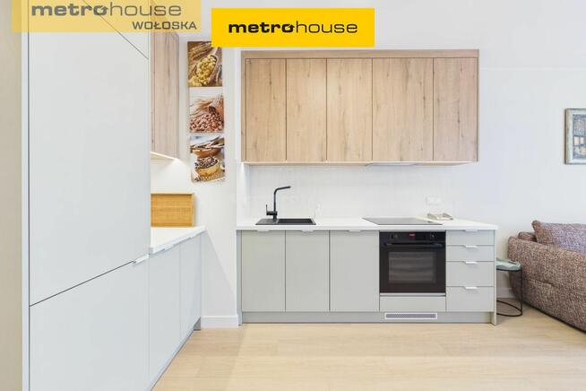 Przestronne mieszkanie dwupokojowe z balkonem.