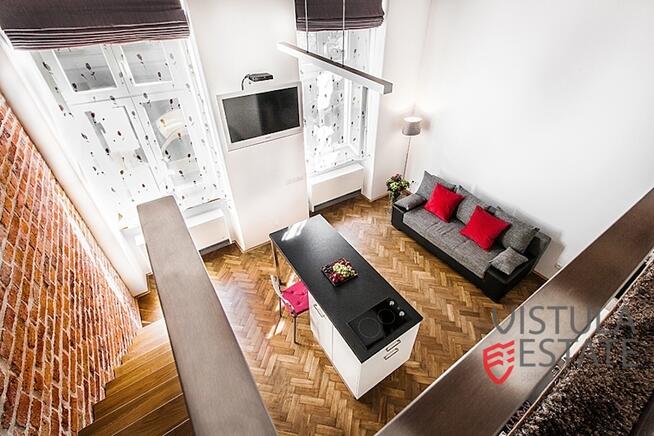 Studio z antresolą i ogródkiem| Stare Miasto