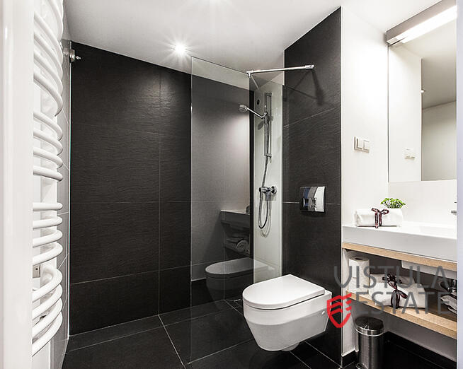 Studio z antresolą i ogródkiem| Stare Miasto