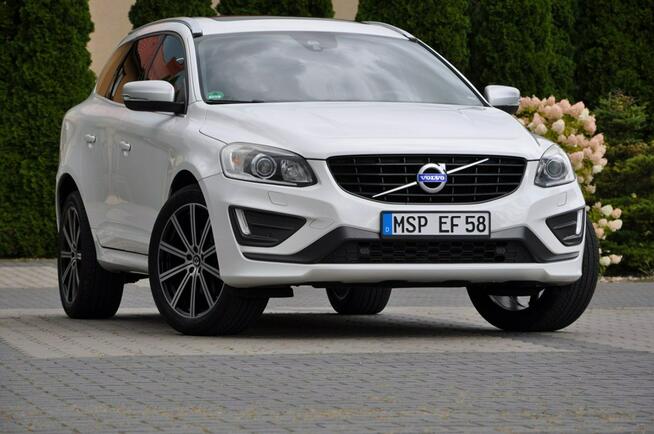 Volvo XC 60 2,4D 190KM AWD Lift R-design Xenon Led Panorama Skóry Navi el.klapa