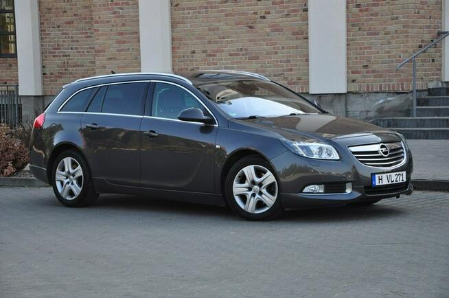 Opel Insignia 2,0 Benz 220KM Xenon Led Navi Skóry Alufelgi PDC Serwis z DE !!