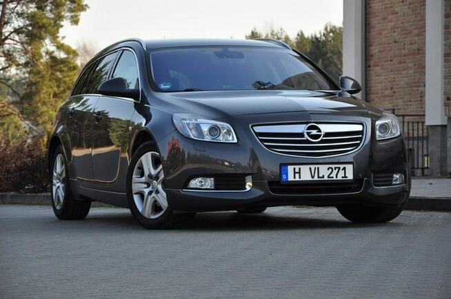 Opel Insignia 2,0 Benz 220KM Xenon Led Navi Skóry Alufelgi PDC Serwis z DE !!