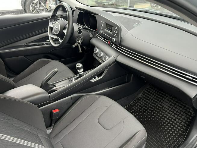 Hyundai Elantra 1.6MPI 123KM Modern Salon Polska Świeżo po przeglądzie Gwarancja FV23%