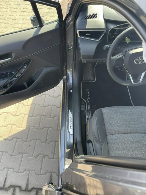 Toyota Corolla Executive Automat Hybryda Podgrzewanie Kamera Virtual 140KM