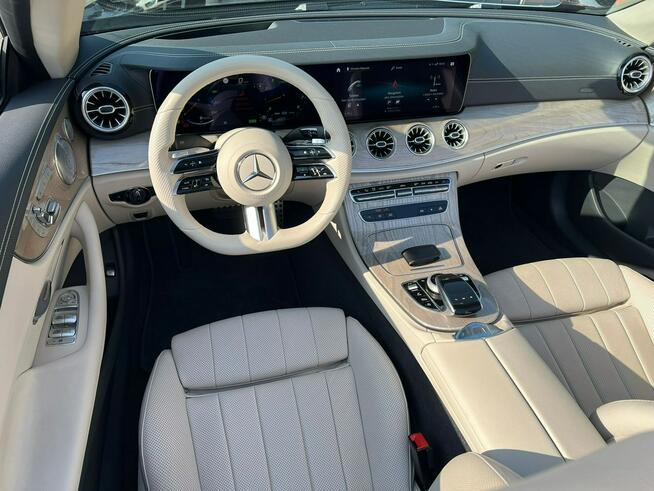 Mercedes E 200 E200 4Matic AMG Line Gwarancja Kamery 360 Bogaty