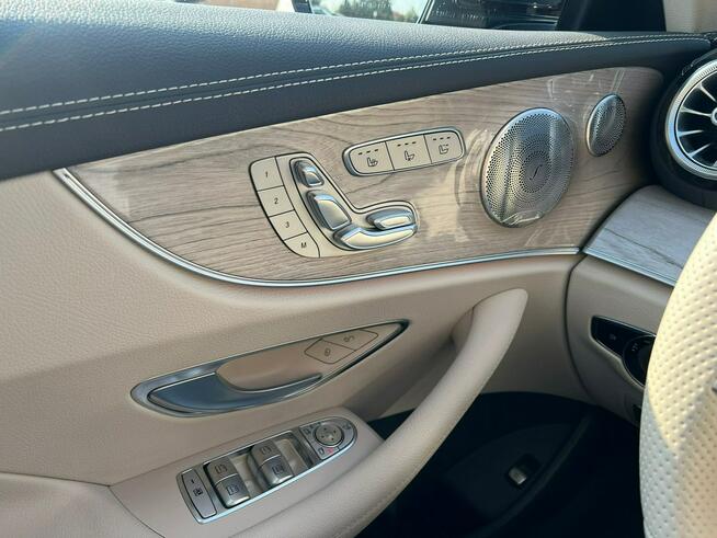 Mercedes E 200 E200 4Matic AMG Line Gwarancja Kamery 360 Bogaty