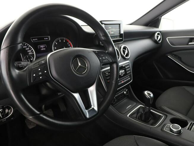 Mercedes A 180 Bi-Xenon grzane fotele navi bluetooth