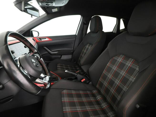 Volkswagen Polo DSG full LED virtual cocpit klima auto czujniki parkowania