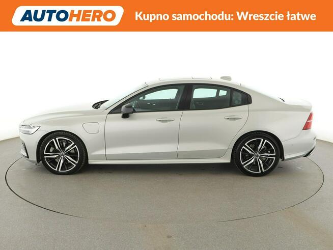 Volvo S60 FV23% R-Design PHEV T8 automat AWD panorama navi kamera 360 HarmanKard