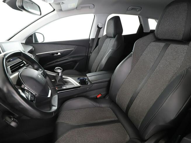 Peugeot 3008 virtual cocpit półskóra navi klima auto kamera i czujniki parkowania