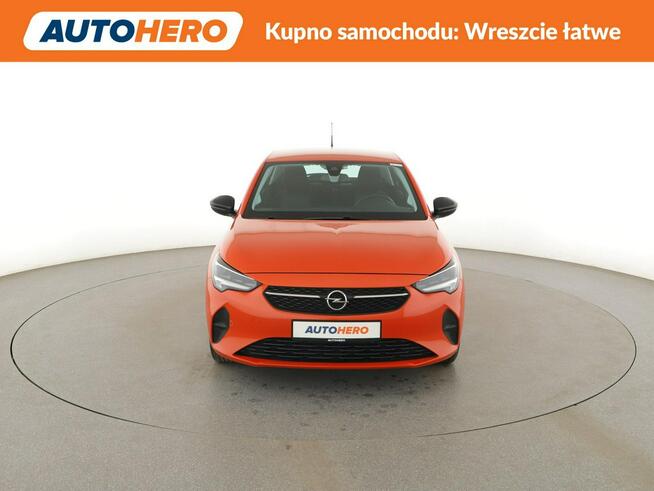 Opel Corsa niski przebieg navi PDC hak tempomat klima